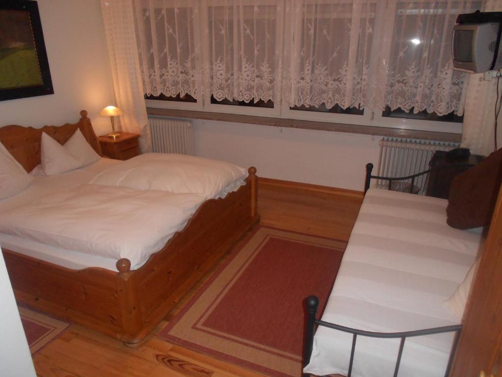 Hotel Adam Saarbrücken Værelse billede