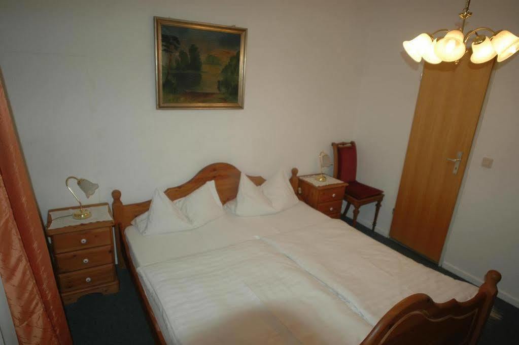 Hotel Adam Saarbrücken Eksteriør billede